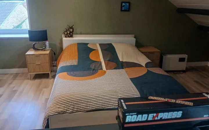 plateau chambre mulanne étage privatif maison hotes salon billard Creuse